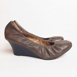 Brian James Wedge Pump Day Heels Leather